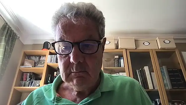 Snapshot of Oldpistolpete chatting on July 2026 02:21:01 PM Oldpistolpete online show from July 2026 02:21:01 PM