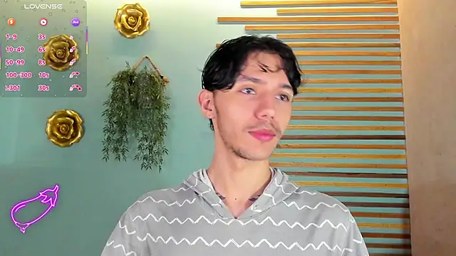2tommy greg online show from October 2025 01:43:02 PM