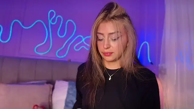 Sofly s online show from March 2026 11:54:02 AM