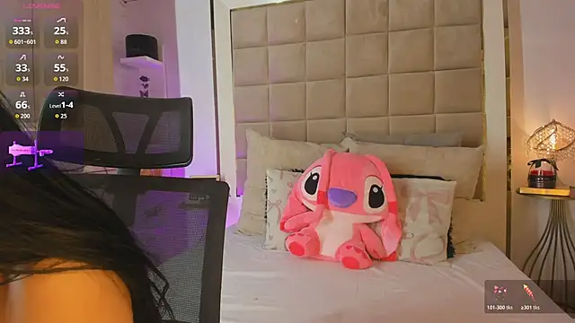 Victoria adaams online show from November 2025 10:45:02 AM