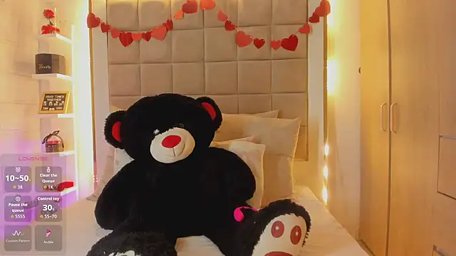 Victoria adaams online show from February 2026 01:51:02 PM