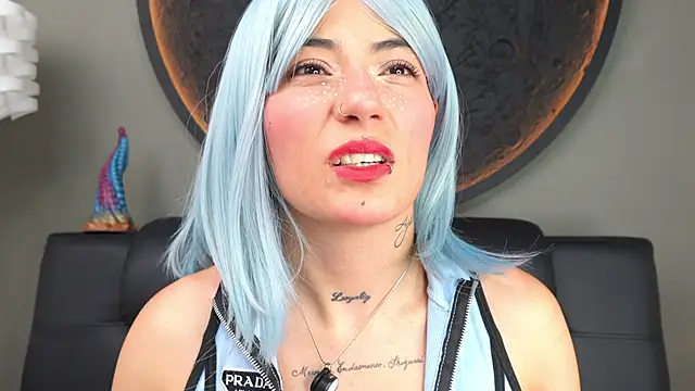 Snapshot of miss_sharlotte18 chatting on November 2025 06:08:01 PM miss sharlotte18 online show from November 2025 06:08:01 PM