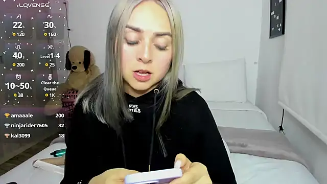 sophi mooreno online show from December 2024 02:31:01 AM