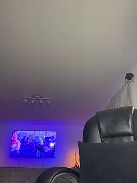 Frank Farrell online show from February 2026 01:04:01 AM