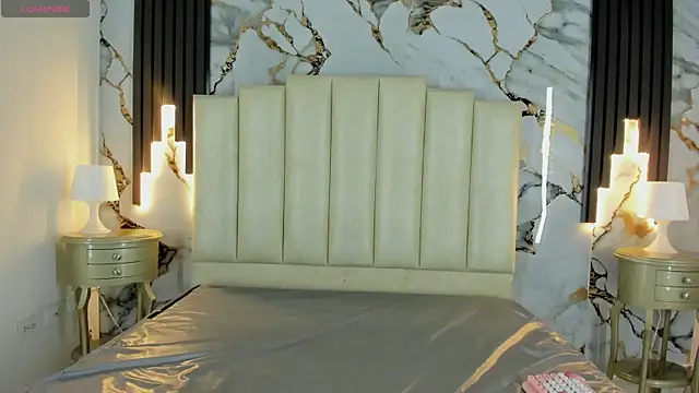 mollieblue69 online show from September 2025 12:49:02 PM