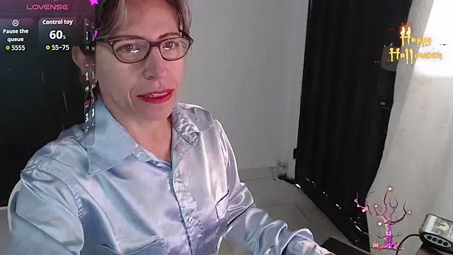 Chayla Ruiz online show from November 2025 11:07:01 AM