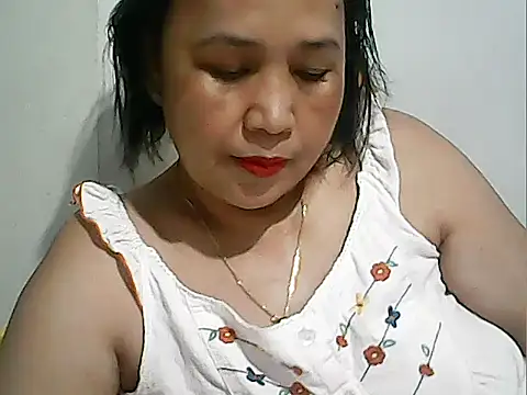 Lhadycarolyn online show from March 2026 12:11:01 PM