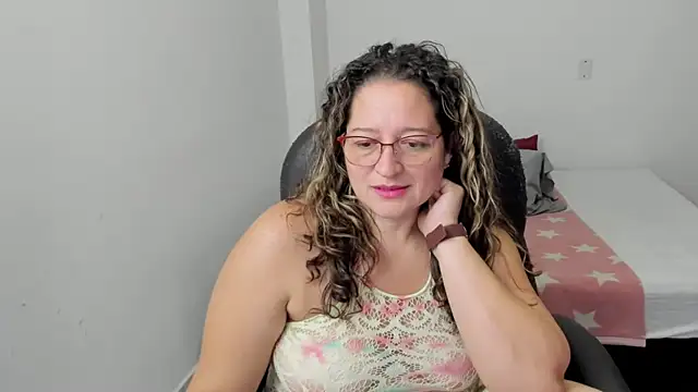 Snapshot of alejandra_milf_ chatting on July 2026 04:09:02 PM alejandra milf online show from July 2026 04:09:02 PM