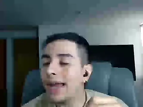 Jhoan saenz online show from November 2025 08:38:02 PM