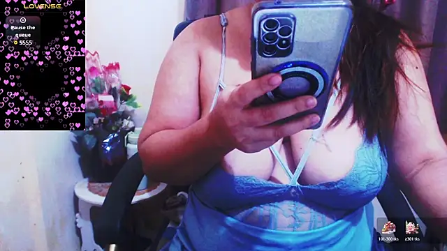 Alliayah Hollyx online show from November 2025 10:42:02 PM