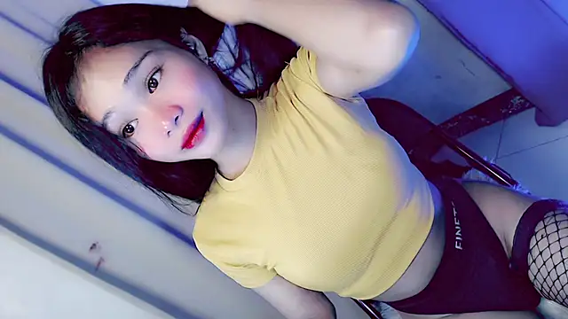 amomentoflust69 online show from February 2026 05:04:01 AM