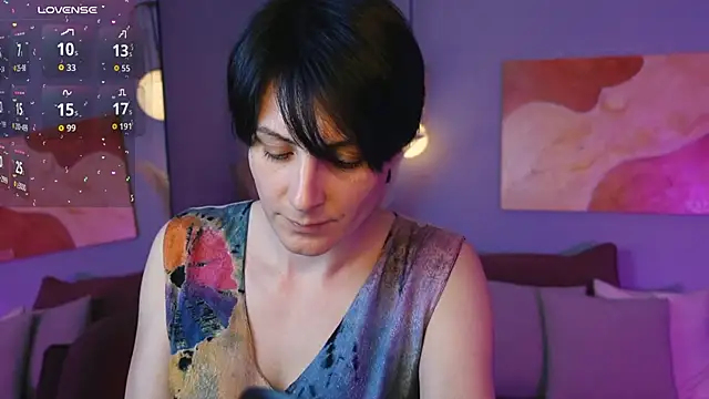 LorenDaze online show from May 2026 06:19:02 AM