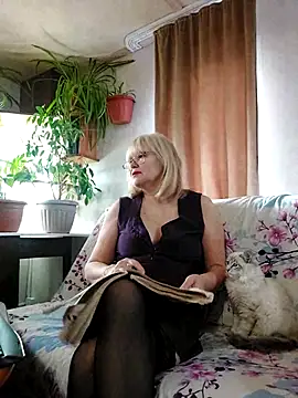 IrmaRose online show from November 2025 05:55:01 AM