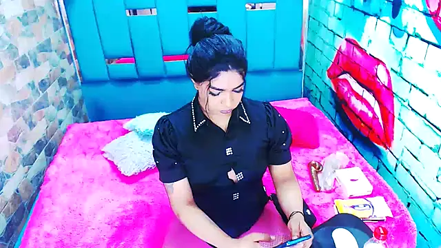 Snapshot of violet_bigcock774 chatting on June 2026 07:41:02 PM violet bigcock774 online show from June 2026 07:41:02 PM