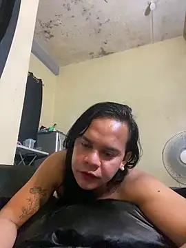 sweetyula online show from May 2026 11:23:04 PM
