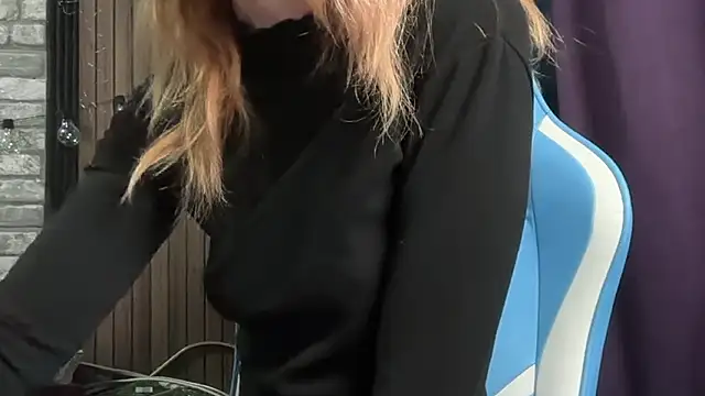 karo123421 online show from February 2026 09:00:02 PM