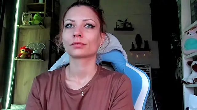 karo123421 online show from April 2026 04:10:02 AM