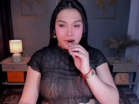 MaxeneCullens online show from September 2025 05:31:01 AM