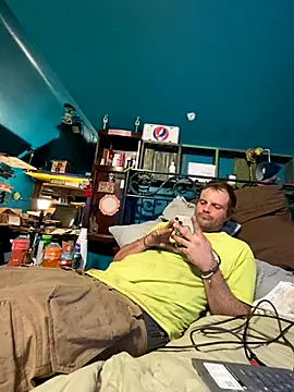 charactrzero online show from October 2025 09:25:02 PM