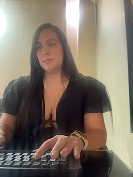 kendall 52 online show from July 2026 01:26:02 PM