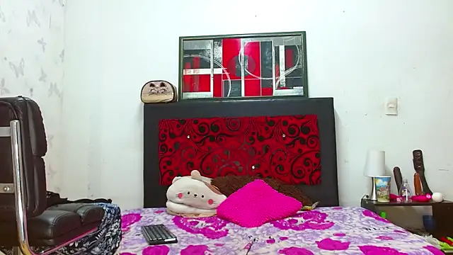 LexiStone  online show from March 2025 05:45:02 AM