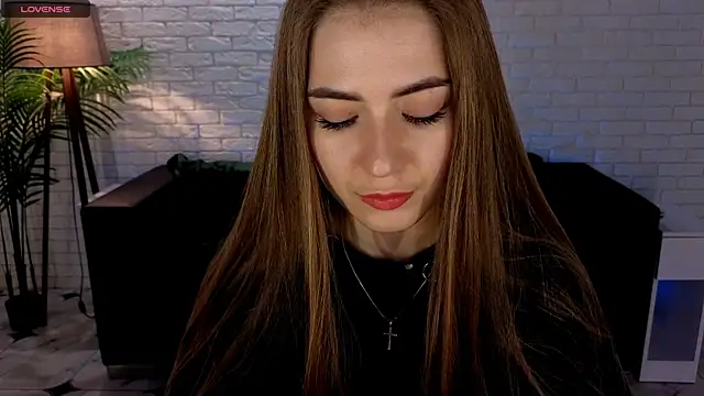 Snapshot of Adelyna_Bird chatting on March 2025 10:28:02 AM Adelyna Bird online show from March 2025 10:28:02 AM