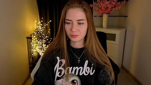 Snapshot of Adelyna_Bird chatting on February 2026 07:26:01 AM Adelyna Bird online show from February 2026 07:26:01 AM