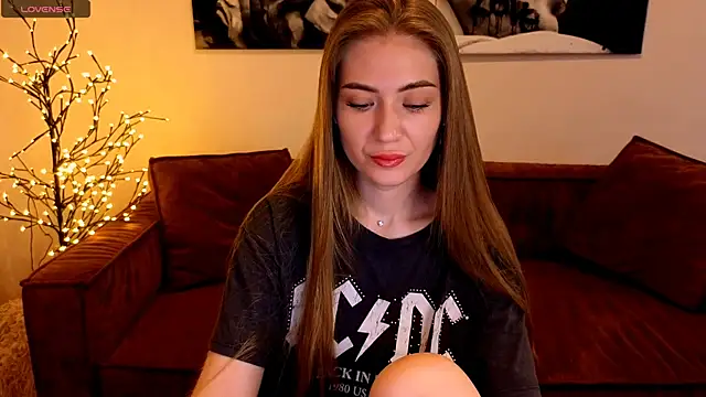 Adelyna Bird online show from July 2026 06:39:02 AM