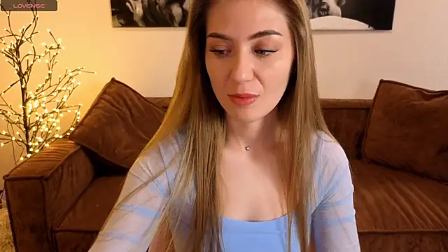 Adelyna Bird online show from July 2026 07:04:02 AM