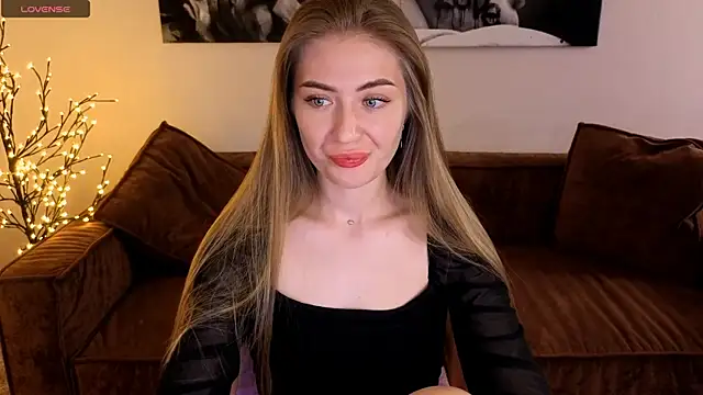Adelyna Bird online show from July 2026 07:15:02 AM
