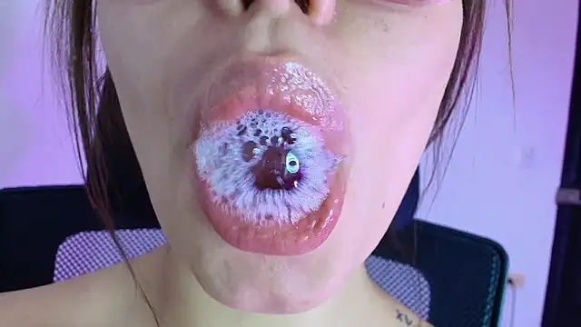 lisbet21x online show from November 2025 10:31:01 PM