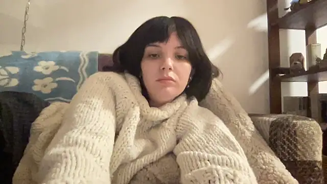 Snapshot of SweetMaisie chatting on November 2025 01:16:01 AM SweetMaisie online show from November 2025 01:16:01 AM