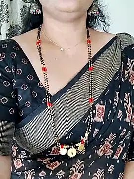 Snapshot of Indian_desi_wife chatting on July 2026 04:18:02 PM Indian desi wife online show from July 2026 04:18:02 PM