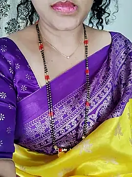 Snapshot of Indian_desi_wife chatting on July 2026 04:47:01 PM Indian desi wife online show from July 2026 04:47:01 PM