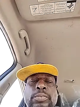 Snapshot of Daddy_hook chatting on December 2024 09:22:01 PM Daddy hook online show from December 2024 09:22:01 PM