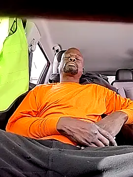 Snapshot of Daddy_hook chatting on January 2025 07:13:02 PM Daddy hook online show from January 2025 07:13:02 PM