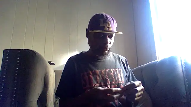 Snapshot of Daddy_hook chatting on February 2026 11:42:02 PM Daddy hook online show from February 2026 11:42:02 PM