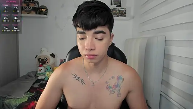 santy7v7 online show from March 2026 12:16:01 PM