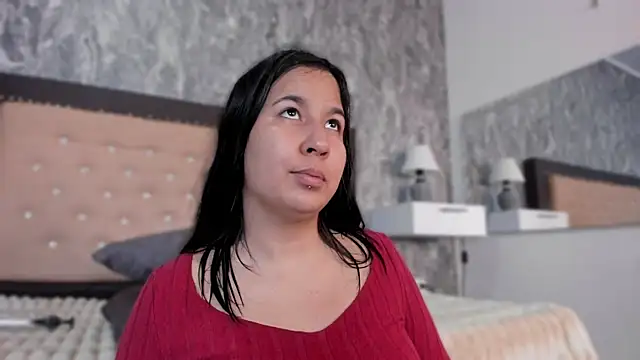 Lia sarahi online show from October 2025 12:02:02 PM