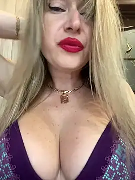 Kittenforyou online show from May 2026 01:29:01 PM