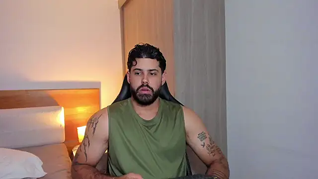 Justyn Torres online show from February 2025 07:42:02 PM