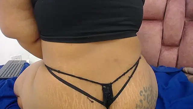 arianna pearl online show from April 2026 01:44:02 PM