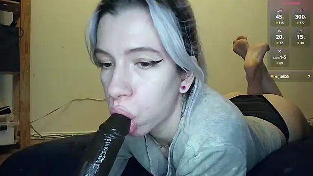 Snapshot of cruellagoth666 chatting on July 2026 10:47:02 PM cruellagoth666 online show from July 2026 10:47:02 PM
