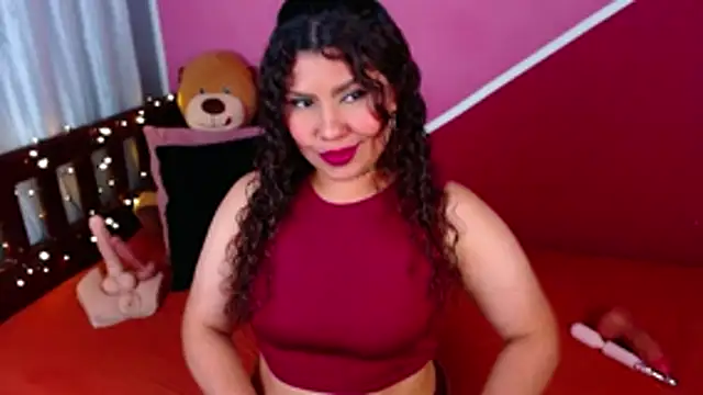 Queenamazon1 online show from April 2026 06:13:01 AM