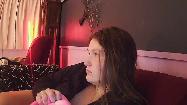 Angelk43 online show from June 2026 03:00:01 AM