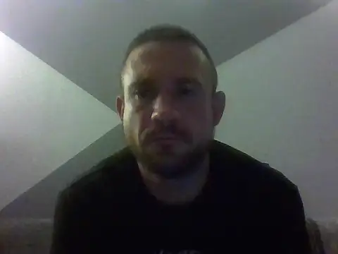 Snapshot of aroj95 chatting on June 2026 12:35:01 AM aroj95 online show from June 2026 12:35:01 AM