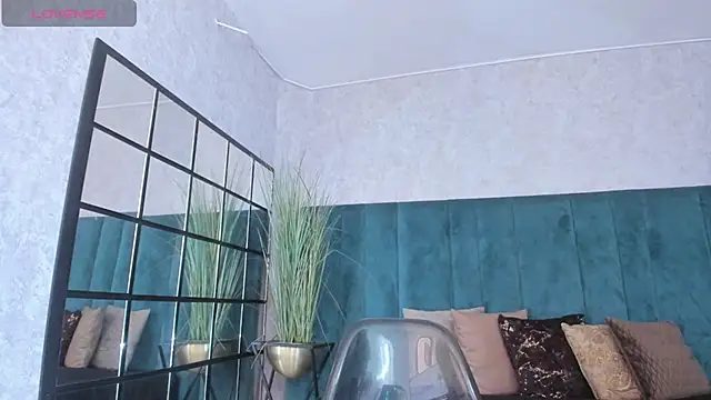 cintiagreyx online show from February 2026 11:36:01 AM