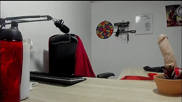 Scarlett Sen online show from March 2025 04:01:01 PM