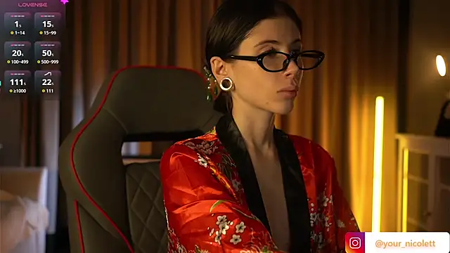 Your Nicolett online show from December 2025 06:37:02 PM