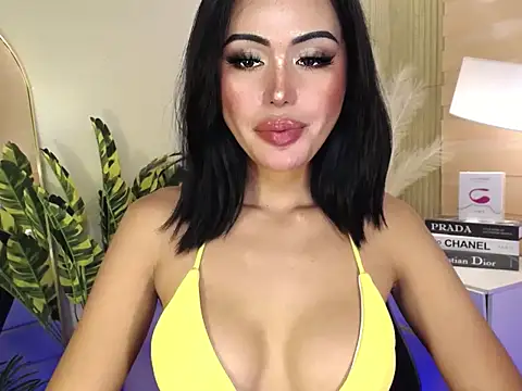 Snapshot of HeavenlyStar chatting on January 2025 11:04:02 PM HeavenlyStar online show from January 2025 11:04:02 PM